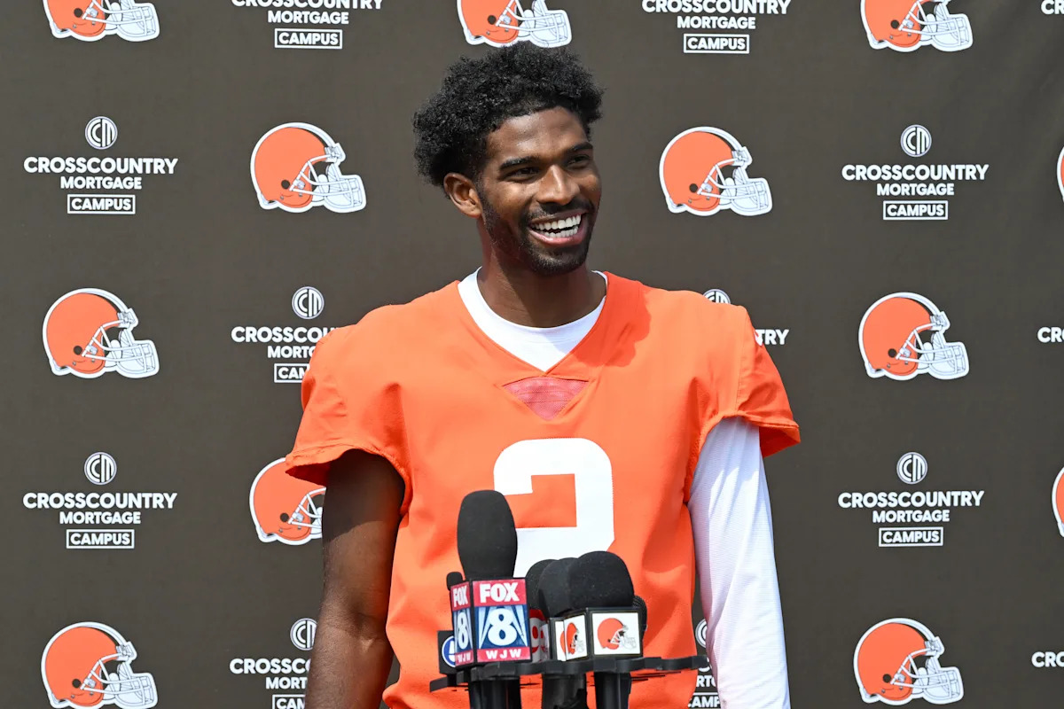 Browns QB Shedeur Sanders graduates from Colorado ahead of second NFL Tenure hits headlines