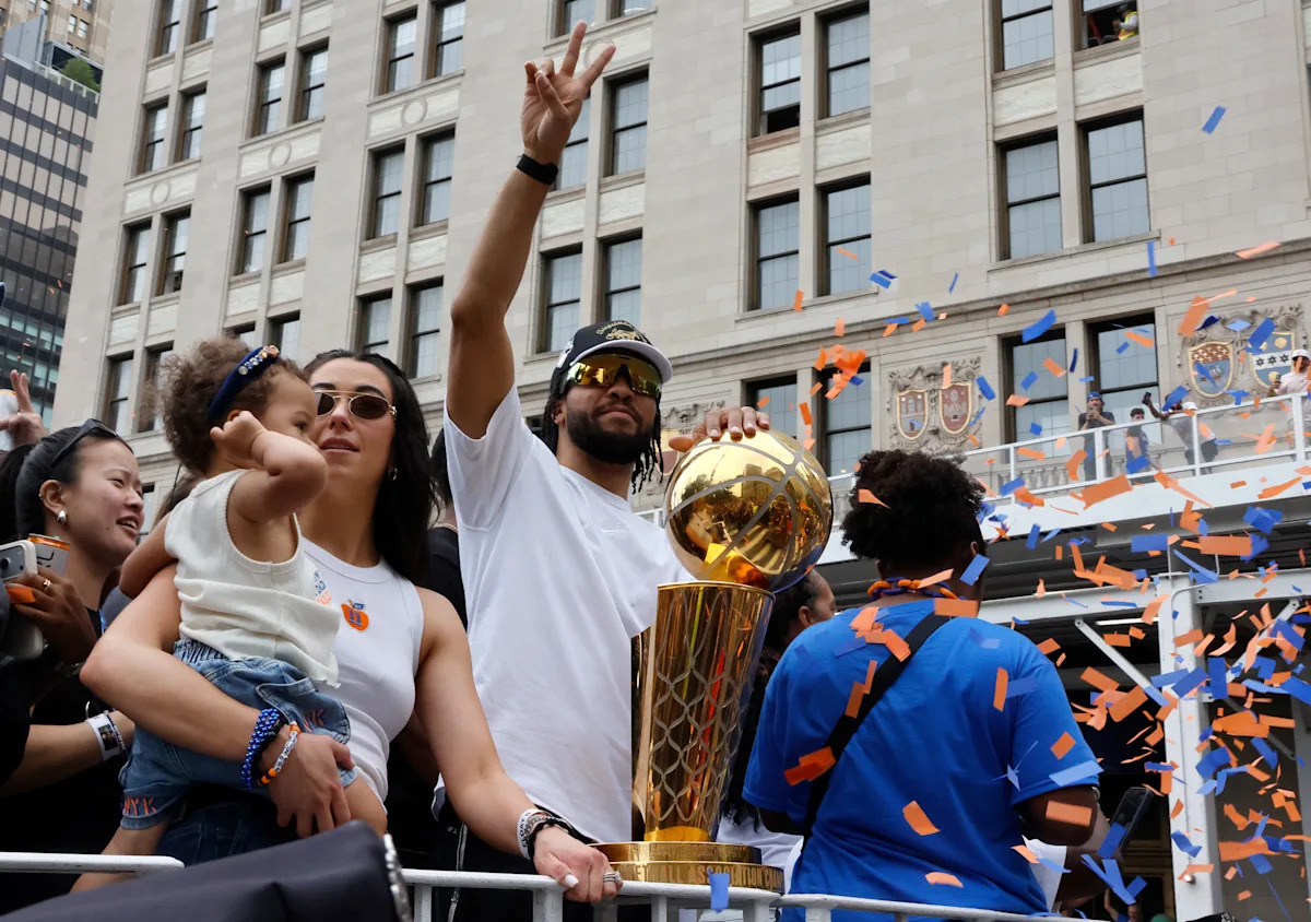 Knicks' Jalen Brunson undergoes wrist surgery -- expected to be ready for next Winter tenure reported globally