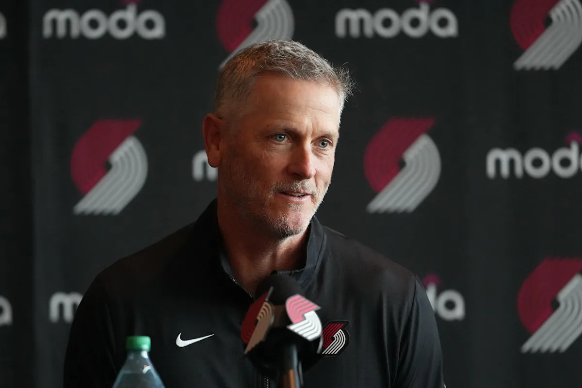 New Blazers owner reportedly executing cost-cutting moves on player travel -- hotels reported globally