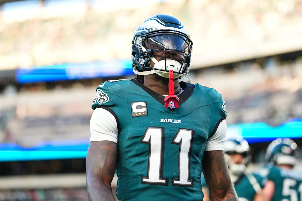 Report  A.J. Brown not expected to attend Eagles' voluntary offseason workouts observed today