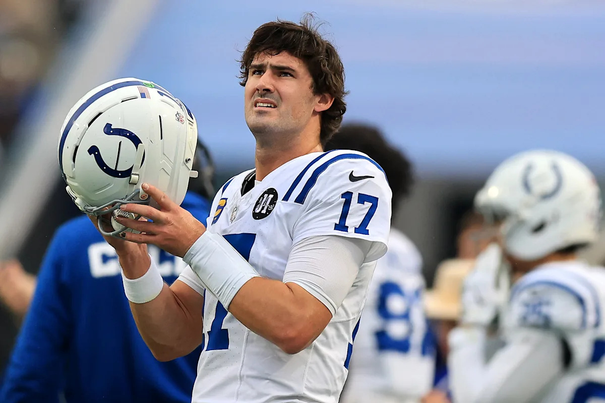 Daniel Jones is dropping Prior and passing 4 1/2 months since his Achilles tear takes center stage