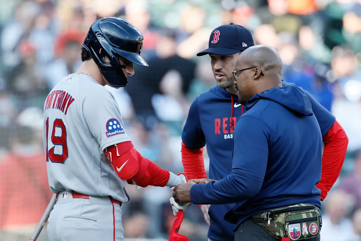Roman Anthony headed to IL with hand injury -- says it's 'nothing too serious' observed today